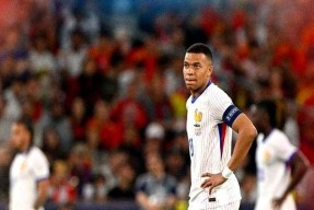 爱游戏-姆巴佩官方宣布大比分获胜新规，C9引发争议！的简单介绍